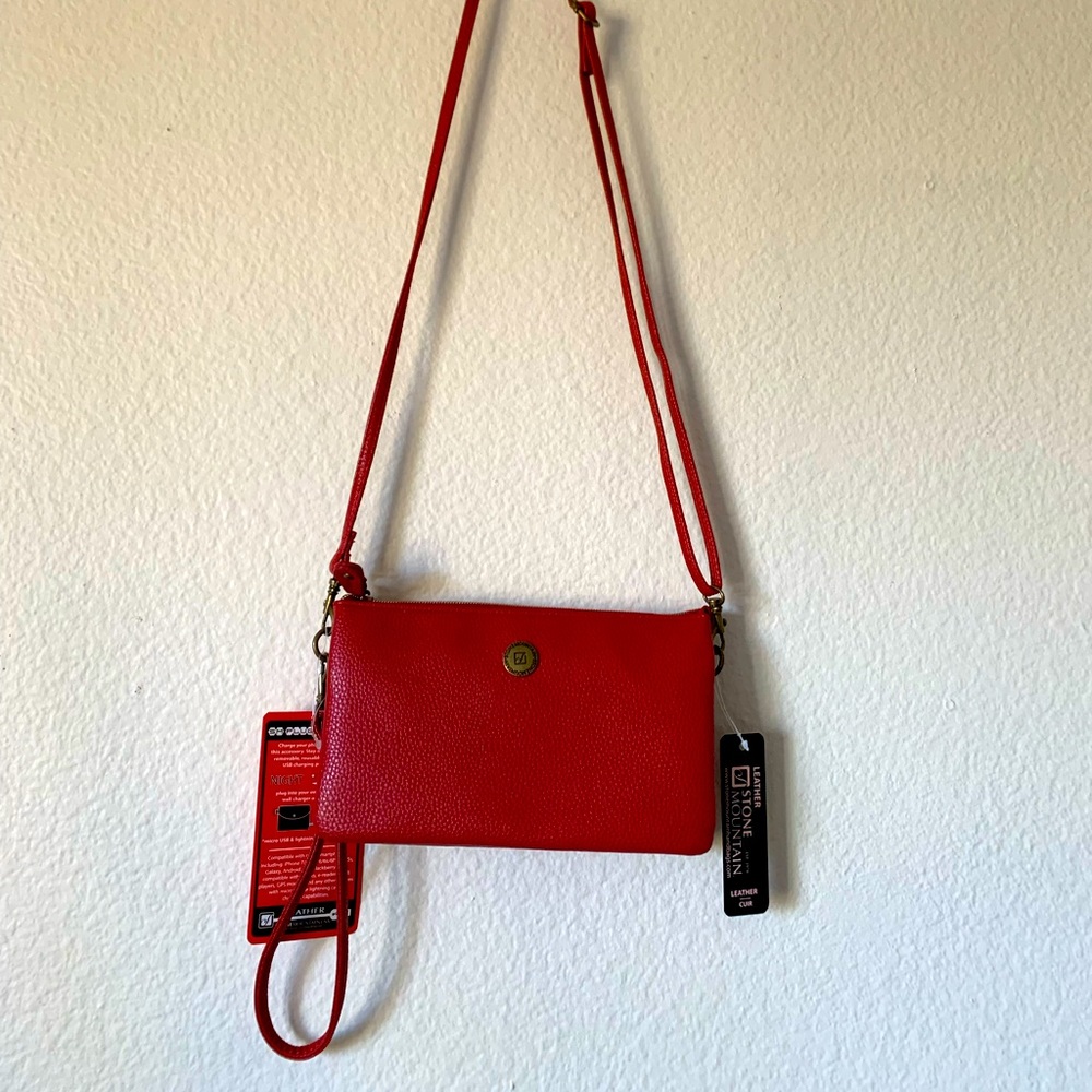 Stone Mountain Plugged in Pebble Trifecta Purse